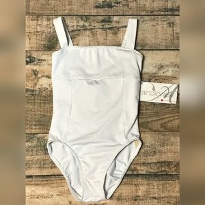 AinslieWear White Leotard Women’s Petite NWT